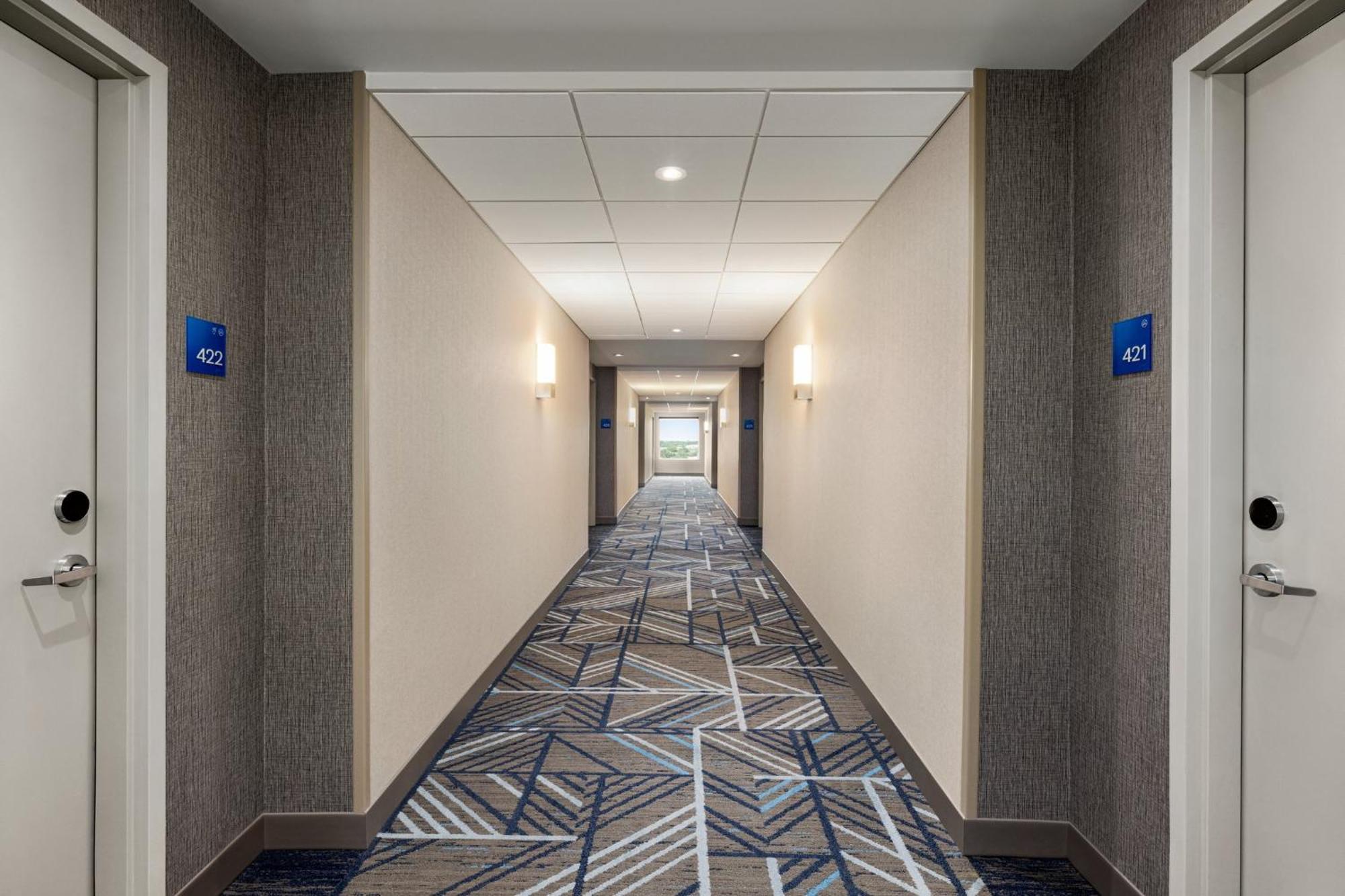 Holiday Inn Express - Strathroy By Ihg Exterior photo