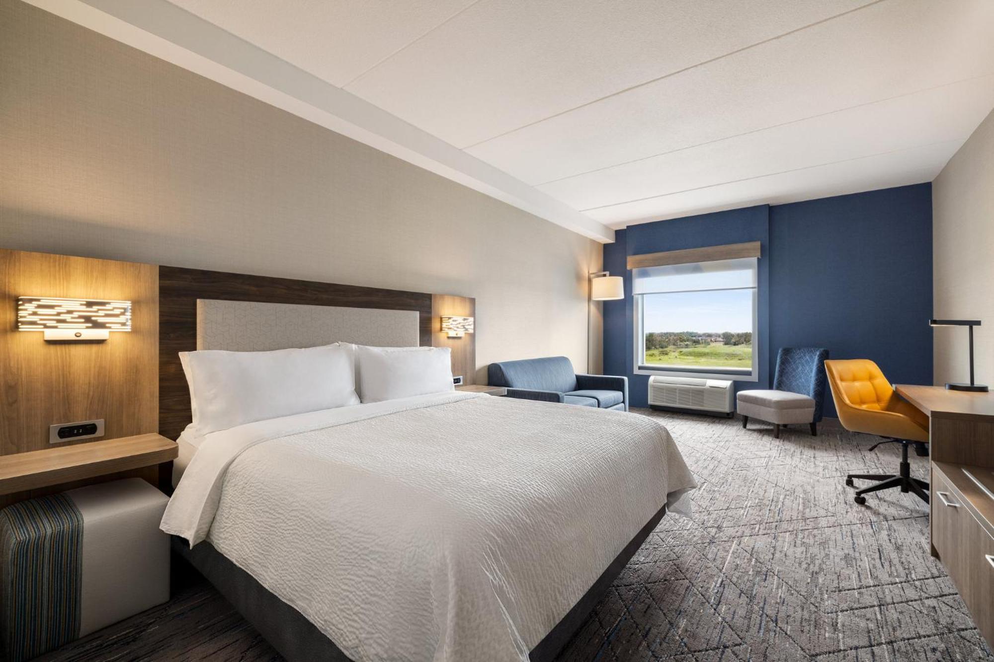 Holiday Inn Express - Strathroy By Ihg Exterior photo